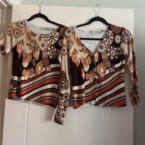 Two piece Multicolor Floral Women's Top and cardigan
50% wool